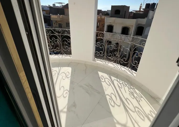 Apartment White House *
