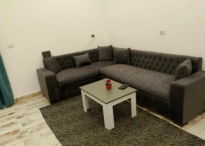 White House Apartment *